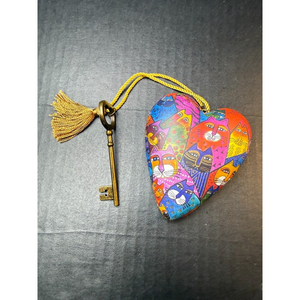 Laurel Burch Art Hearts Demdaco Decor Multicolored Cats Gold with Key Stand - Picture 7 of 10